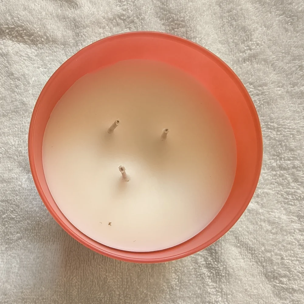 White Barn Watermelon Lemonade 3-Wick Candle - Picture 3 of 3